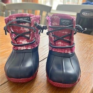 Sperry Kids Navy Rubber & Pink Tie-Dye Upper Duck Boots